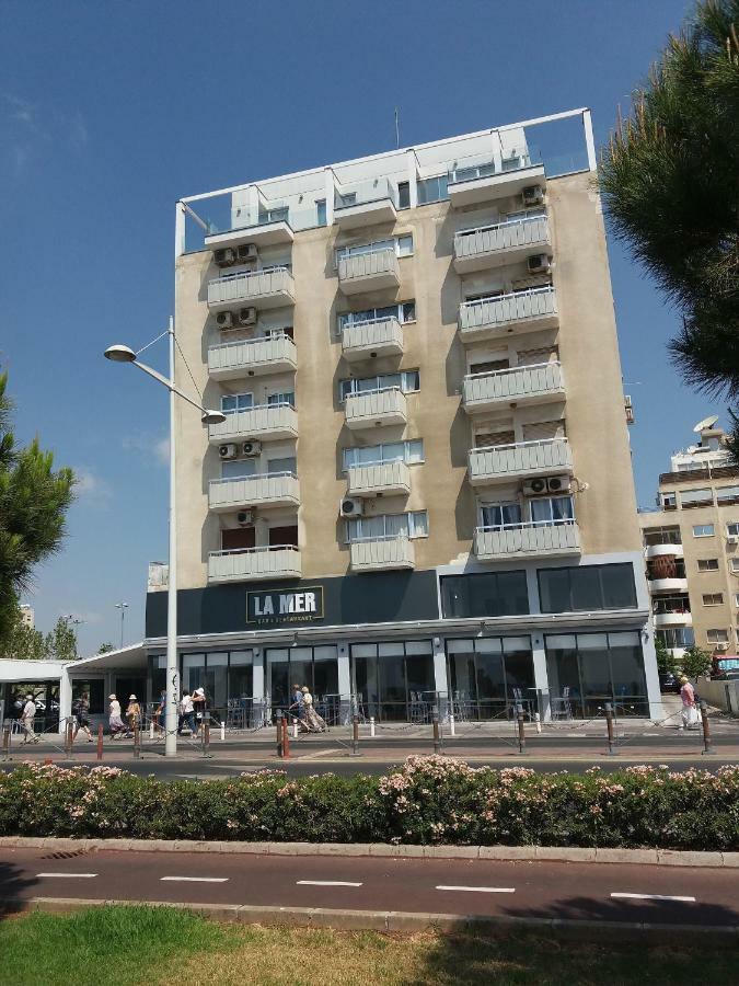 Mediterranean Breeze Lägenhet Limassol Exteriör bild
